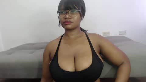 Snapshot of ghanima_sika chatting on May 20, 5:08 pm GHANIMA SIKA online show from May 20, 5:08 pm