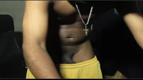 Snapshot of ghettolife2020 chatting on January 20, 11:21 pm ghettolife2020 online show from January 20, 11:21 pm