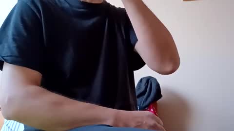 ghidorah_1973 online show from January 14, 10:10 am