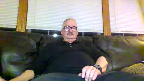Snapshot of ghost2534 chatting on January 3, 5:06 am ghost2534 online show from January 3, 5:06 am