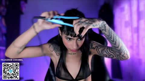 Sara online show from February 24, 8:40 pm