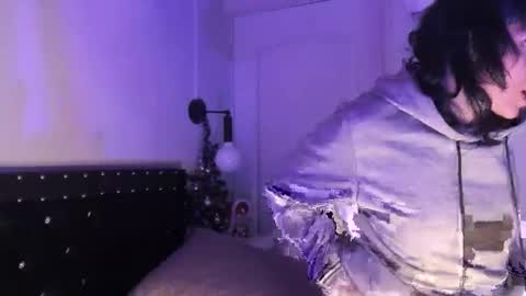 Allison  online show from November 24, 8:19 pm