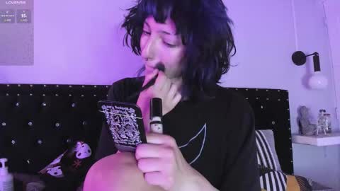 Snapshot of ghosty_doll chatting on February 10, 5:17 pm Allison online show from February 10, 5:17 pm