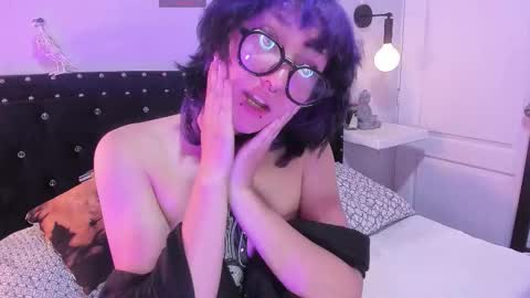 Snapshot of ghosty_doll chatting on February 24, 8:18 pm Allison online show from February 24, 8:18 pm