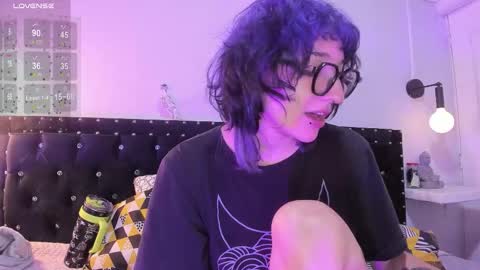 Snapshot of ghosty_doll chatting on February 26, 8:13 am Allison online show from February 26, 8:13 am