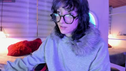 Allison  online show from March 28, 8:30 pm