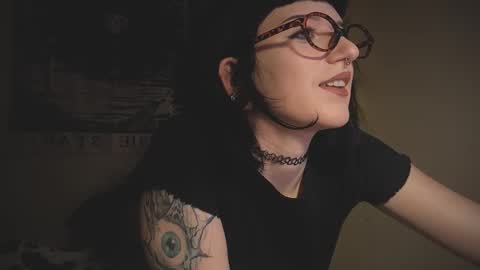 Snapshot of ghoticspectre chatting on January 16, 6:01 pm ghoticspectre online show from January 16, 6:01 pm