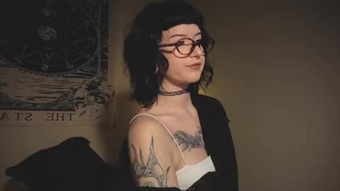 Snapshot of ghoticspectre chatting on February 1, 4:38 pm ghoticspectre online show from February 1, 4:38 pm