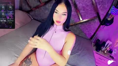 Snapshot of gia21xxx chatting on June 30, 4:24 am Gia Ferrara online show from June 30, 4:24 am