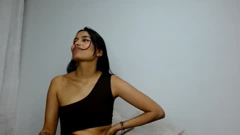 Gia Lee online show from September 23, 6:27 am