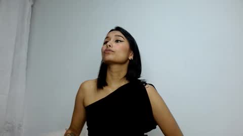 Gia Lee online show from September 25, 2:59 am