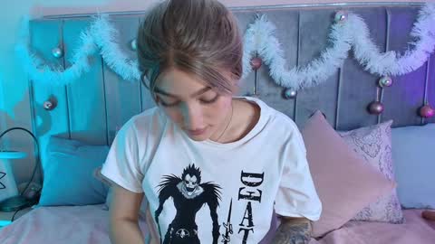 Snapshot of giaa_ross chatting on December 27, 5:37 pm Gia online show from December 27, 5:37 pm
