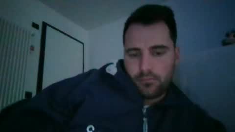 Snapshot of giacomo9669 chatting on December 19, 12:12 pm giacomo9669 online show from December 19, 12:12 pm