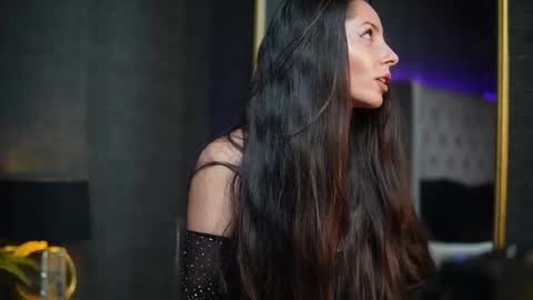 Snapshot of giaeasyice chatting on November 1, 8:55 pm Gia online show from November 1, 8:55 pm