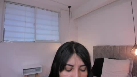 G I A  FOX online show from June 3, 8:03 pm