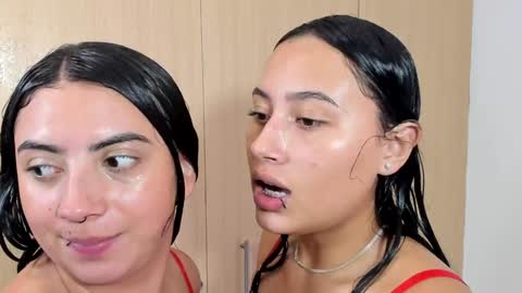 Snapshot of giannagovlea chatting on January 18, 2:36 am giannagovlea online show from January 18, 2:36 am