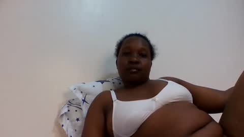 Giannah online show from December 7, 6:37 pm