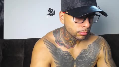 Snapshot of gianni_donato95 chatting on October 2, 7:43 pm Dilan online show from October 2, 7:43 pm