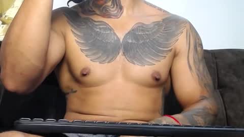 Snapshot of gianni_donato95 chatting on October 21, 11:11 am Dilan online show from October 21, 11:11 am