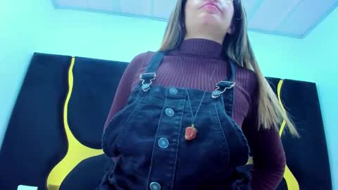 GiaRoussel online show from November 29, 5:05 pm