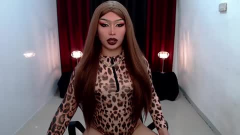 Gia X online show from December 23, 6:22 am