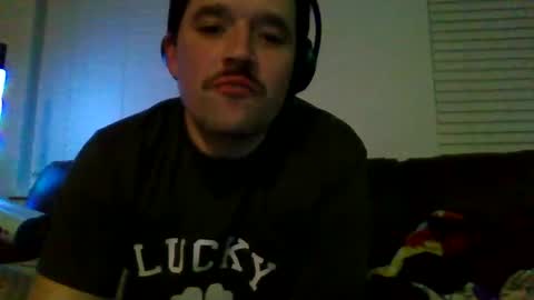 Snapshot of gigagrin chatting on March 7, 8:56 am SmilingGoof online show from March 7, 8:56 am