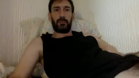 iggy online show from November 30, 1:59 pm