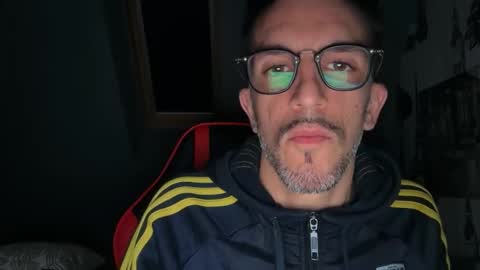 Gigi online show from November 8, 1:50 am