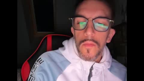 Gigi online show from November 16, 5:46 am