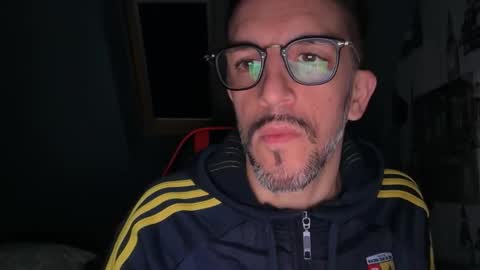 Gigi online show from December 15, 4:50 am