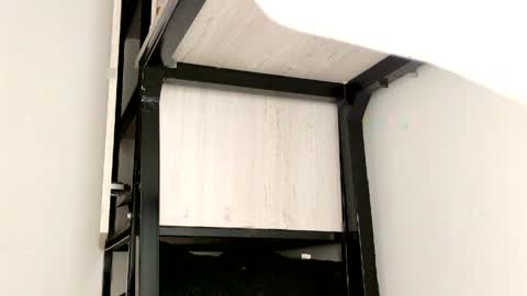 Gigi online show from April 12, 3:06 pm