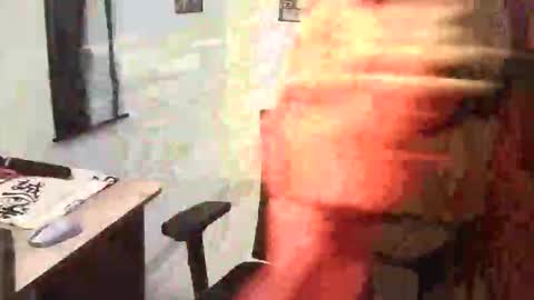 Snapshot of gigi_scott_ chatting on December 2, 1:44 am GIGI STCOTT online show from December 2, 1:44 am