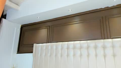 gigi wilden online show from April 7, 12:05 pm