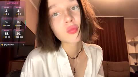 Molly online show from October 21, 7:14 pm