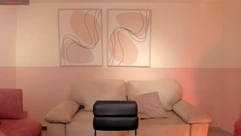 Snapshot of gigilee_ chatting on December 30, 7:32 pm GIGI online show from December 30, 7:32 pm