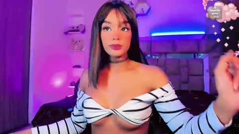 Snapshot of gigitremblay chatting on February 25, 9:35 pm gigitremblay online show from February 25, 9:35 pm