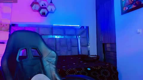 gigitremblay online show from March 21, 1:10 am