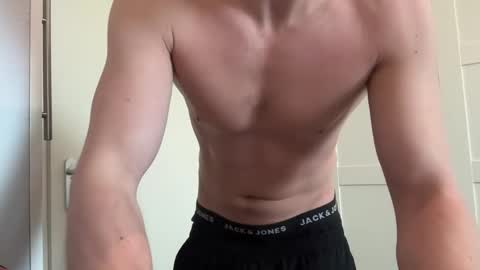 gigolo amsterdam023 online show from February 17, 11:40 am