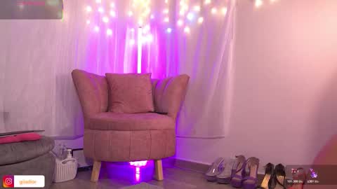 GiiaDior online show from March 17, 12:41 pm