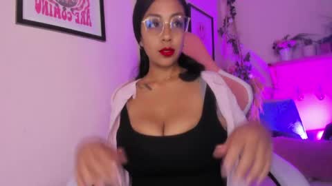 Snapshot of giisell chatting on April 29, 12:31 pm giisell online show from April 29, 12:31 pm