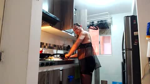 Snapshot of gikitrans chatting on May 23, 5:50 pm gikitrans online show from May 23, 5:50 pm