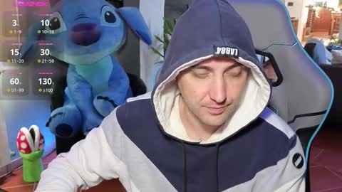 Snapshot of gil_gamesh2nd chatting on October 24, 10:33 am Mirko online show from October 24, 10:33 am