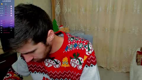 Snapshot of gilbertogonzales chatting on December 10, 6:22 am gilbertogonzales online show from December 10, 6:22 am