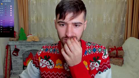 Snapshot of gilbertogonzales chatting on December 25, 5:26 pm gilbertogonzales online show from December 25, 5:26 pm