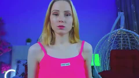 Gina online show from February 6, 1:10 am