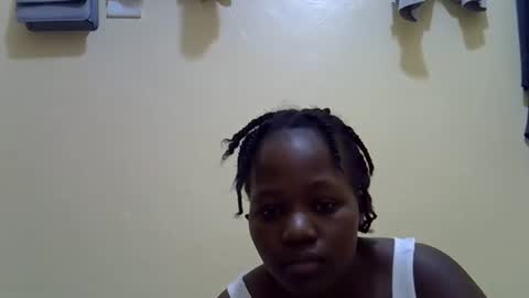 Adiliah online show from March 1, 12:18 pm