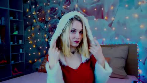 Gina online show from December 23, 8:22 am
