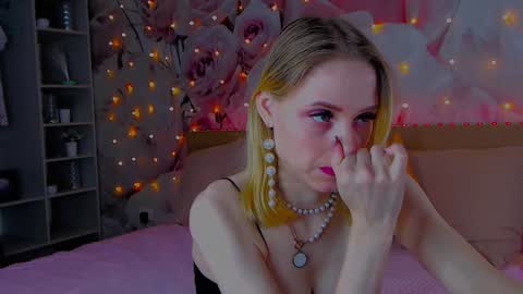 Gina online show from January 15, 11:10 am