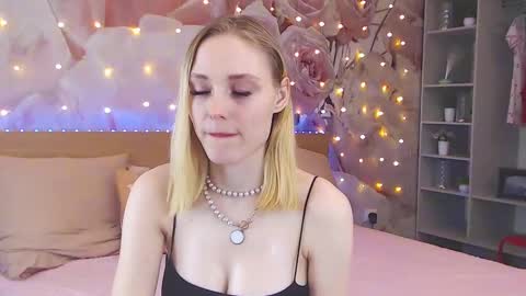 Gina online show from January 17, 1:35 pm