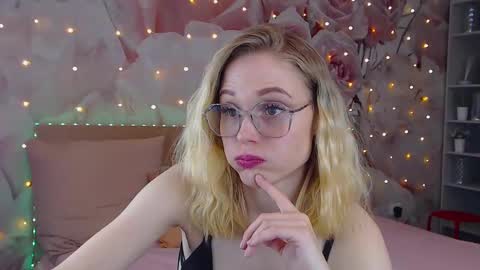 Gina online show from February 14, 8:31 am